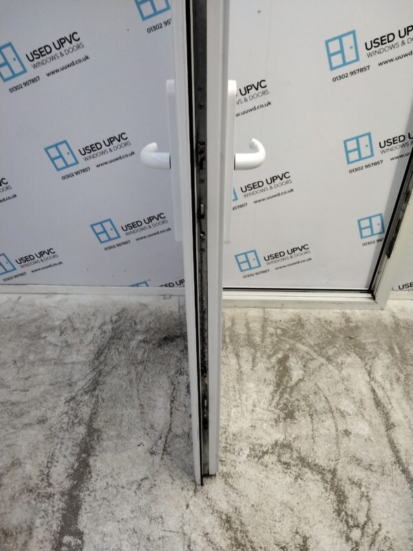 Used White Upvc Back Door 830mm x 1985mm (Reduce To 810mm x 1985mm) 0166 - Image 5