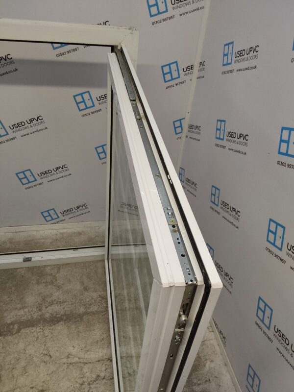 Used White Upvc Tilt And Turn Window 1220mm x 1335mm (reduce to 1195mm) LW0027 - Image 5