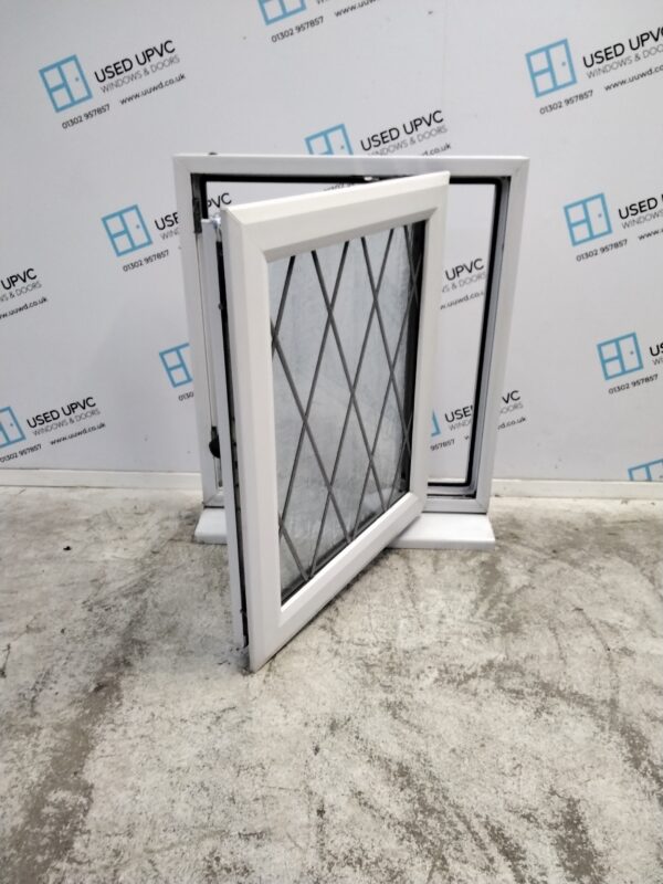 Used White Upvc Window 640mm x 765mm W0057 - Image 3