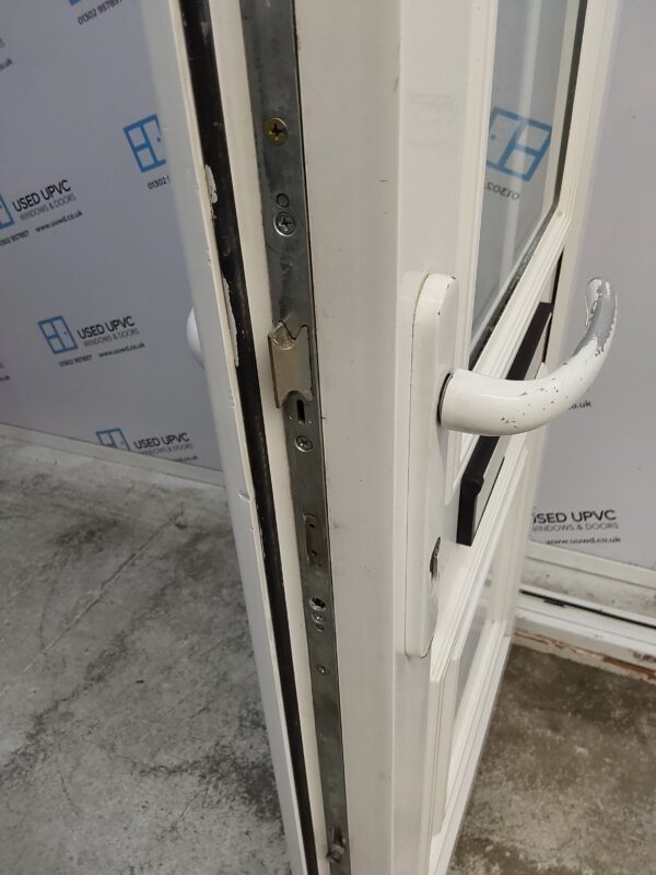 Used White Upvc Front Door 850mm x 2060mm (reduce to 830mm) 0779 - Image 8