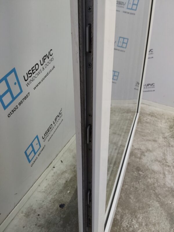 Used White Upvc Sliding Patio Doors 2480mm x 2030mm EA22 - Image 7