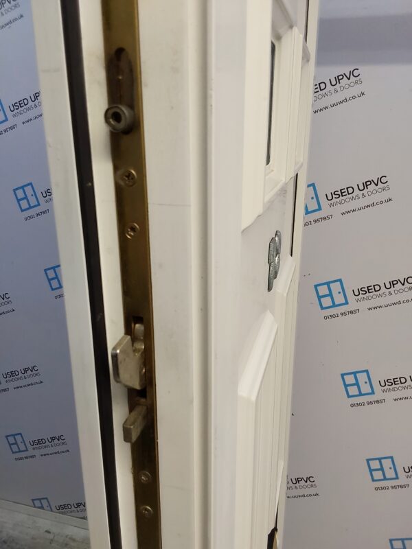 Used White Upvc Front Door 890mm x 2110mm (reduce to 2090mm) 0040 - Image 4