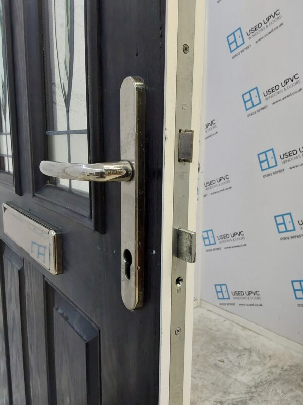 Used Black Composite Front Door 940mm x 2000mm 0094 - Image 5