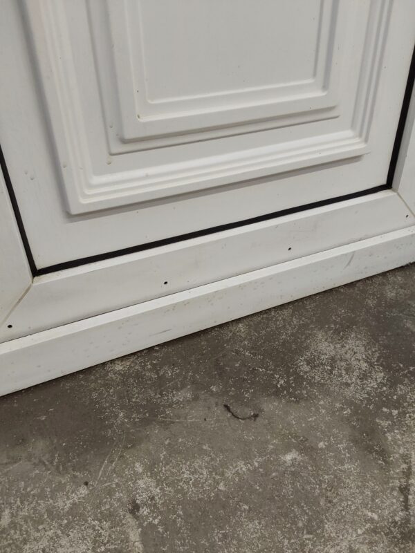 Used White Upvc Back Door 905mm x 2125mm (reduce to 865mm) 0043 - Image 4
