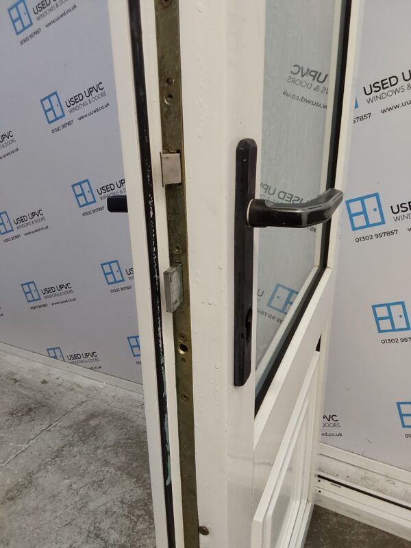 Used White Upvc Back Door 905mm x 2125mm (reduce to 865mm) 0043 - Image 7