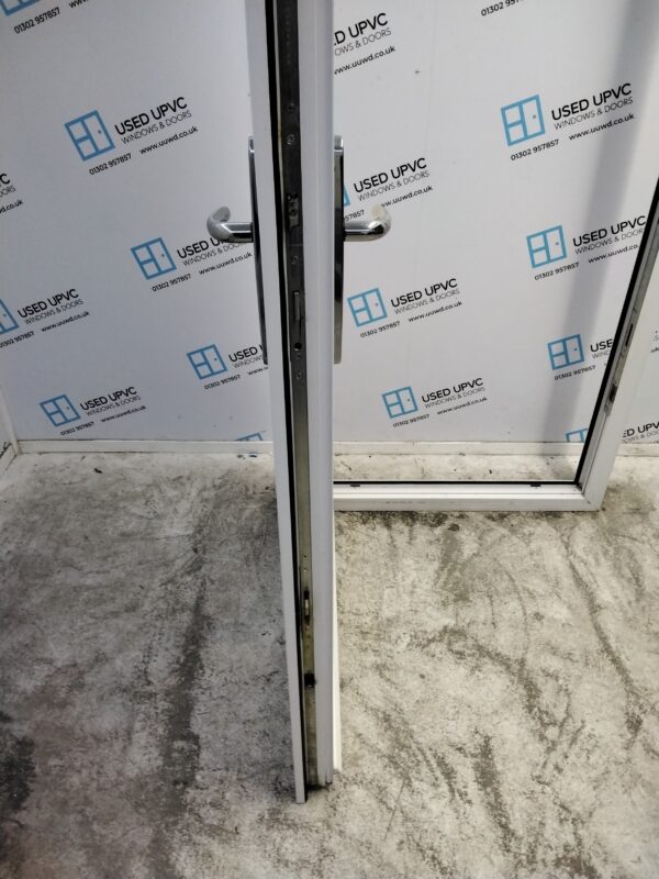 Used White Upvc Front Door 890mm x 2060mm (Reduce To 875mm x 2060mm) 0261 - Image 5