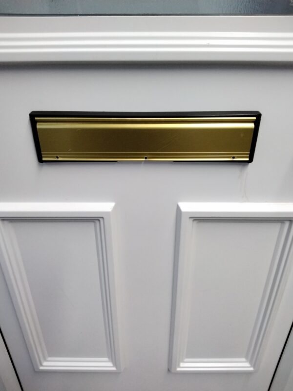 Used White Upvc Front Door 895mm x 2120mm 0353 - Image 7