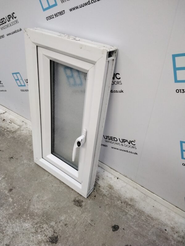 Used White Upvc Window 770mm x 415mm W0236 - Image 4