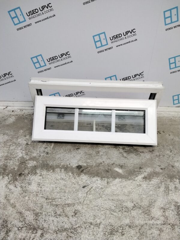 Used White Upvc Window 895mm x 365mm W0238 - Image 3
