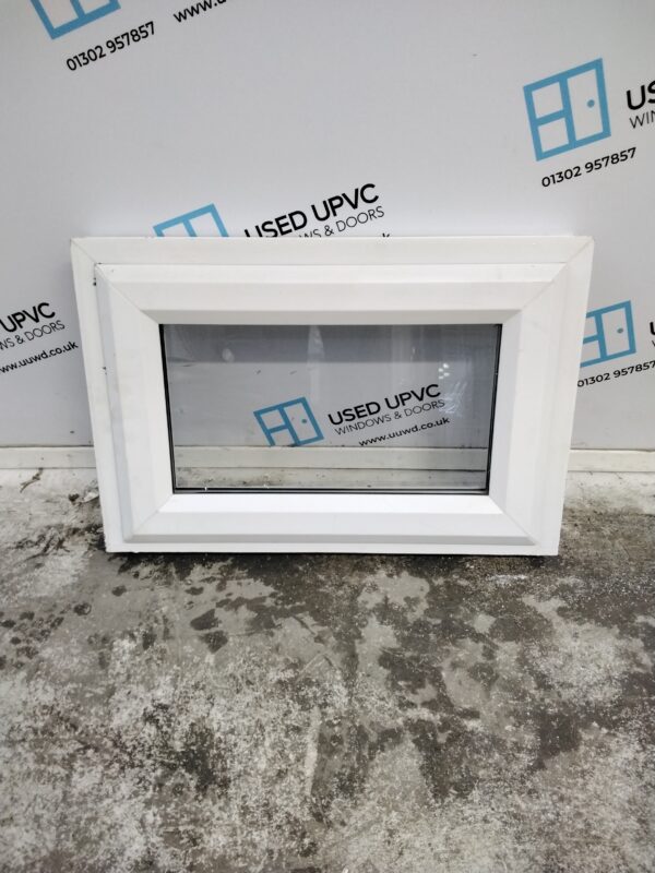 Used White Upvc Window 660mm x 445mm W0243