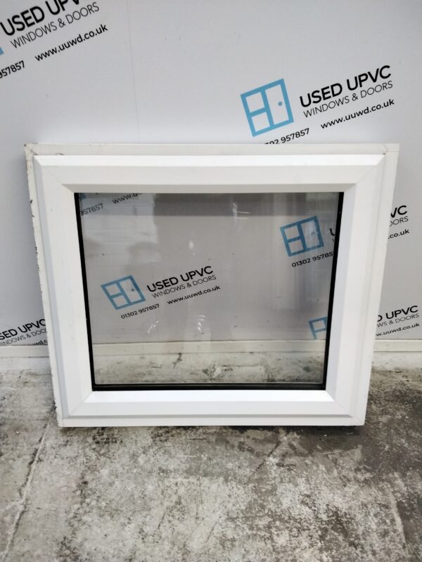 Used White Upvc Window 765mm x 675mm W0137