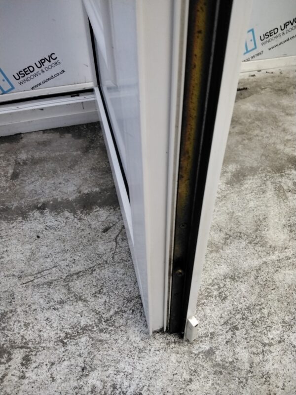 Used White Upvc Front Door 920mm x 2040mm (reduce to 890mm) 0586 - Image 7
