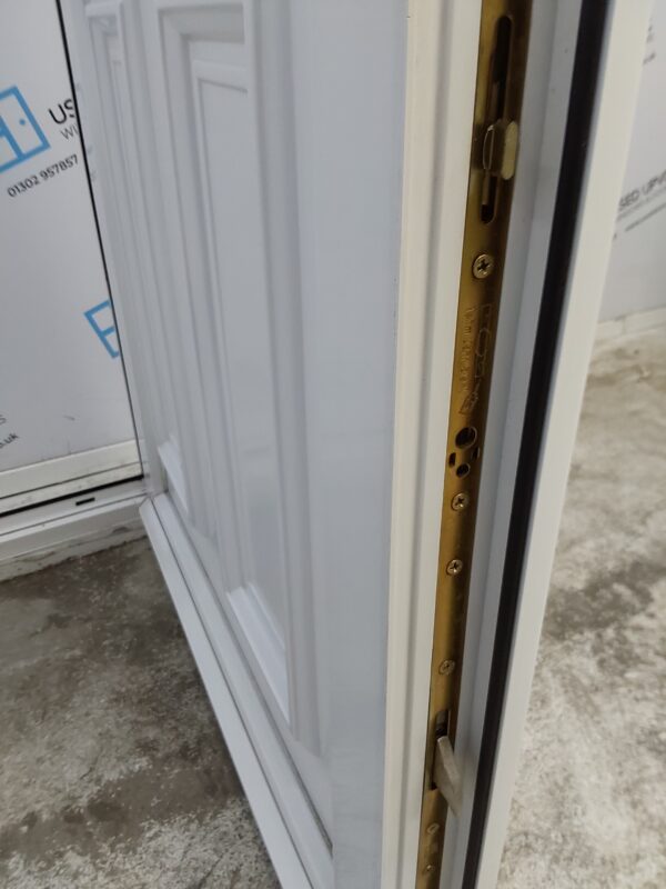 Used White Upvc Back Door 890mm x 2090mm (reduce to 840mm) 0585 - Image 7
