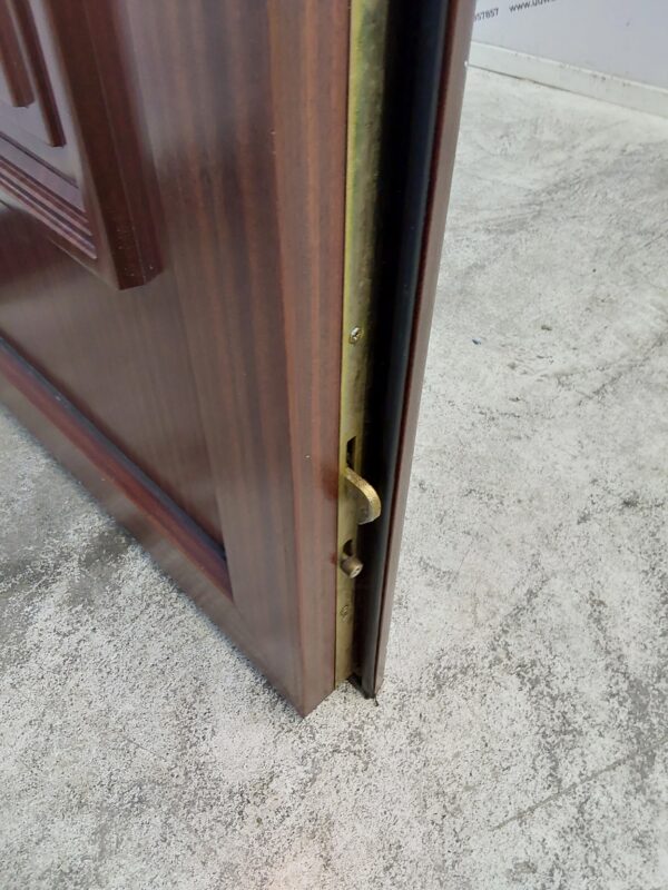Used Woodgrain Upvc Back Door 840mm x 2055mm 0166 - Image 8