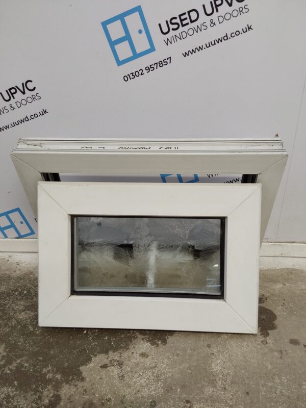 Used White Upvc Window 560mm x 385mm W0250 - Image 3
