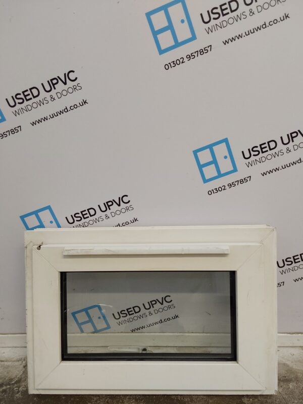 Used White Upvc Window 630mm x 415mm W0359