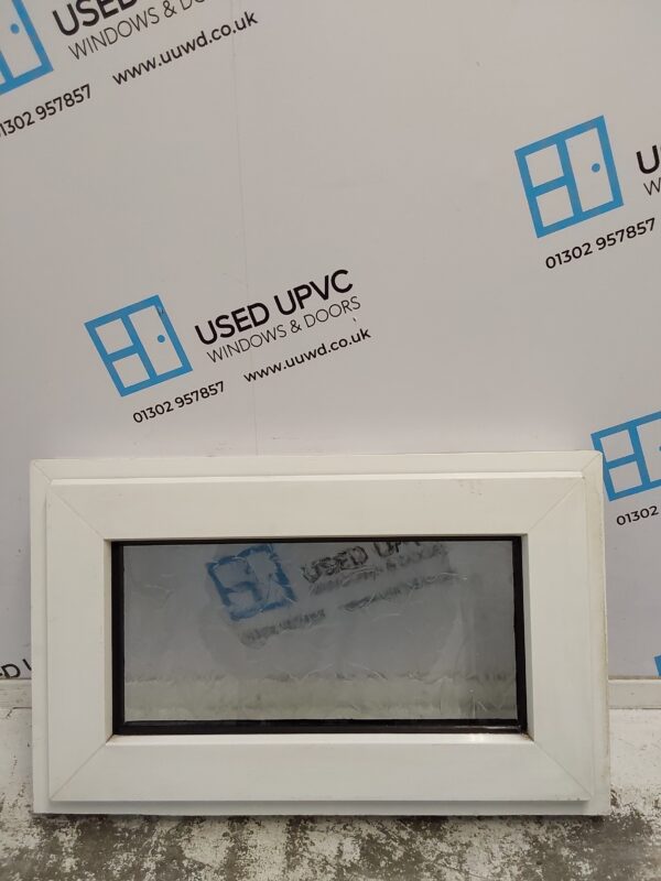 Used White Upvc Window 635mm x 395mm W0399