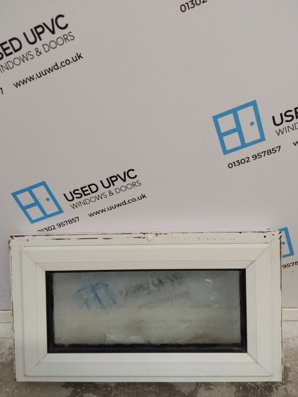 Used White Upvc Window 640mm x 355mm W0388