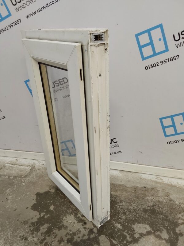 Used White Upvc Window 630mm x 365mm W0272 - Image 4