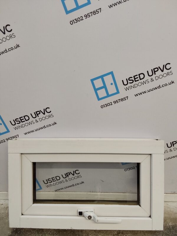 Used White Upvc Window 630mm x 365mm W0272 - Image 2