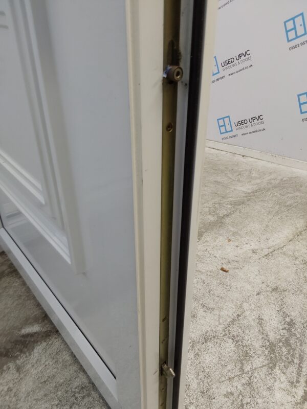 Used White Upvc Front Door 915mm x 2100mm (reduce to 2080mm) 0126 - Image 6