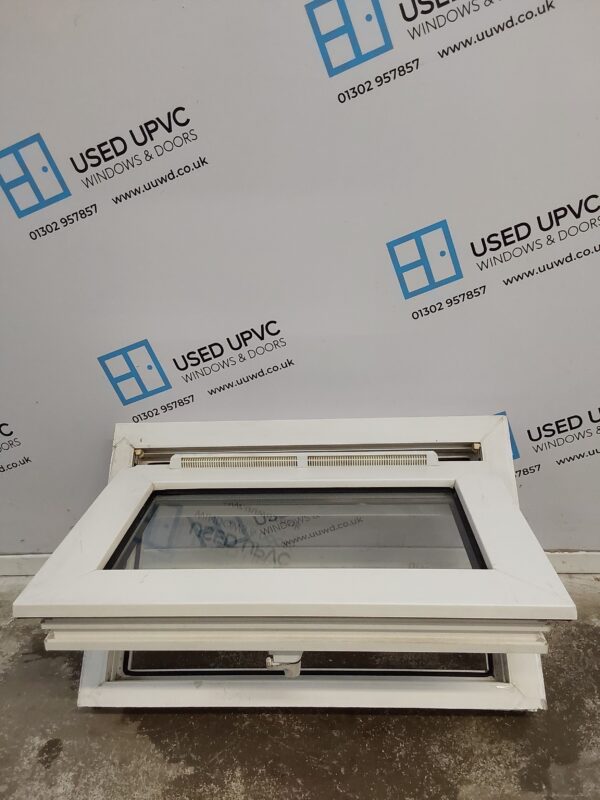 Used White Upvc Window 630mm x 415mm W0359 - Image 3