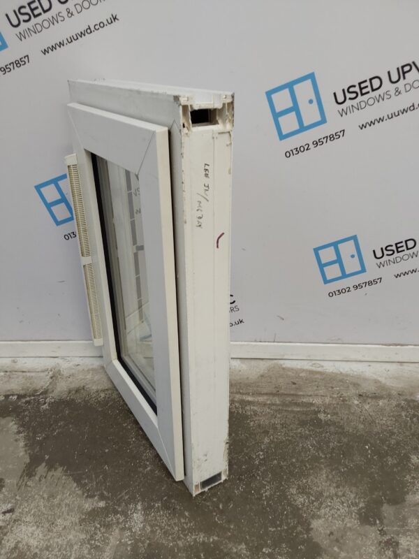 Used White Upvc Window 630mm x 415mm W0359 - Image 5