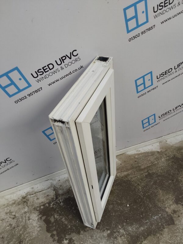 Used White Upvc Window 765mm x 370mm W0362 - Image 4