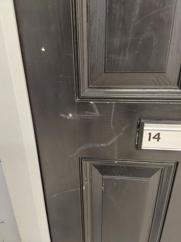Used Black Composite Front Door 920mm x 2050mm 0216 - Image 5