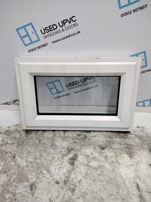 Used White Upvc Window 650mm x 415mm W0376