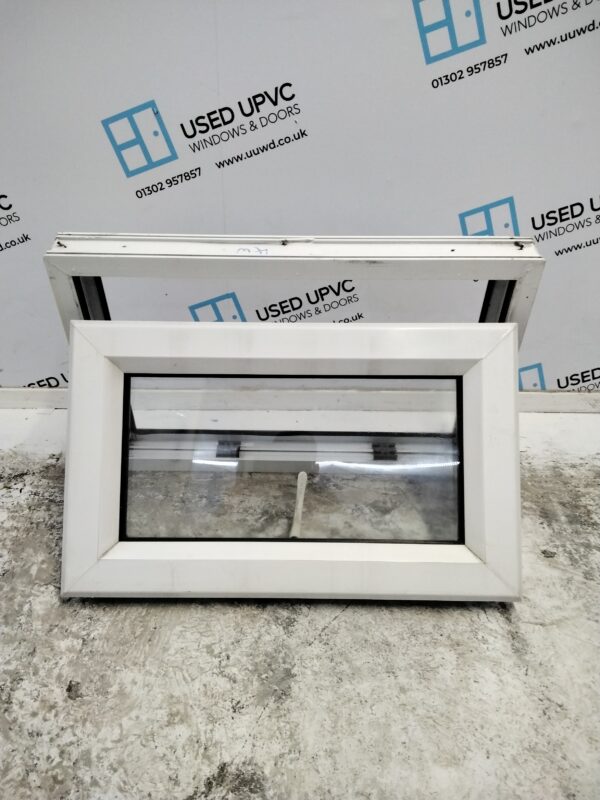 Used White Upvc Window 650mm x 415mm W0376 - Image 3