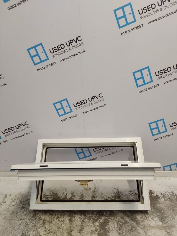 Used White Upvc Window 635mm x 395mm W0399 - Image 3