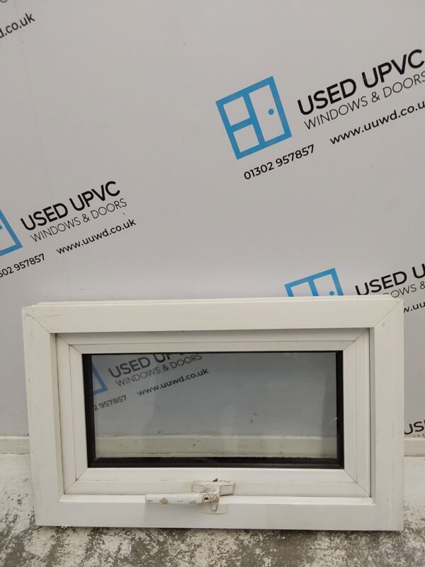 Used White Upvc Window 640mm x 395mm W0405 - Image 2