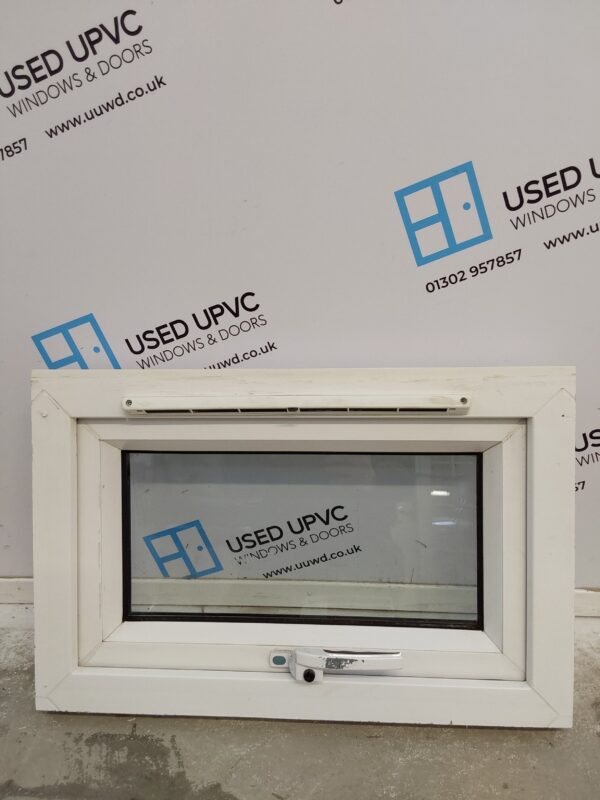 Used White Upvc Window 640mm x 415mm W0416 - Image 2