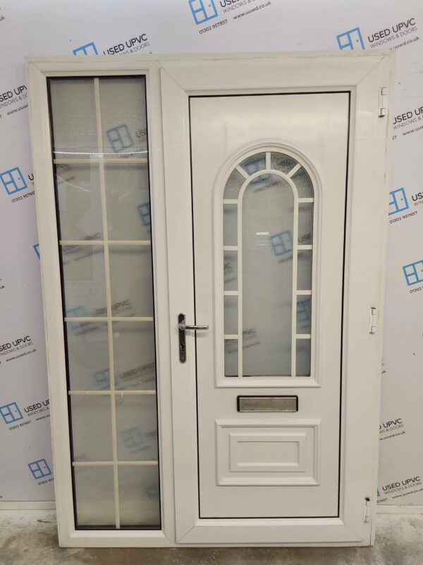 Used White Upvc Front Door And Side Panel 1435mm x 2110mm (reduce to 1415mm) DS038 - Image 2