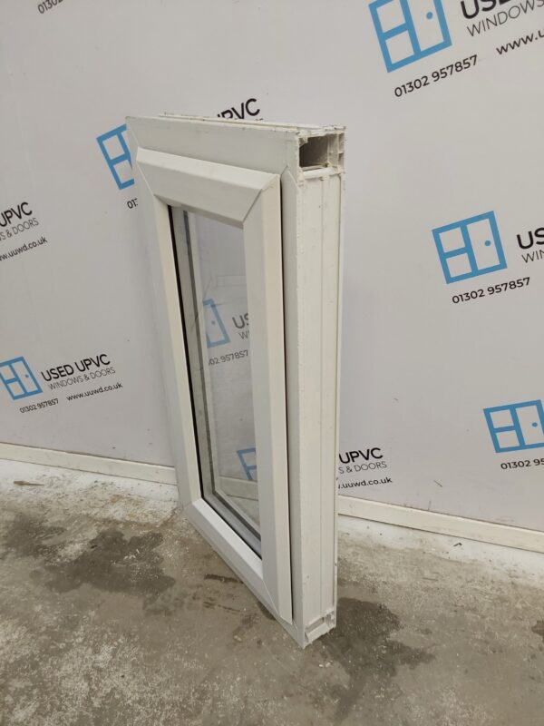 Used White Upvc Window 775mm x 420mm W0235 - Image 4