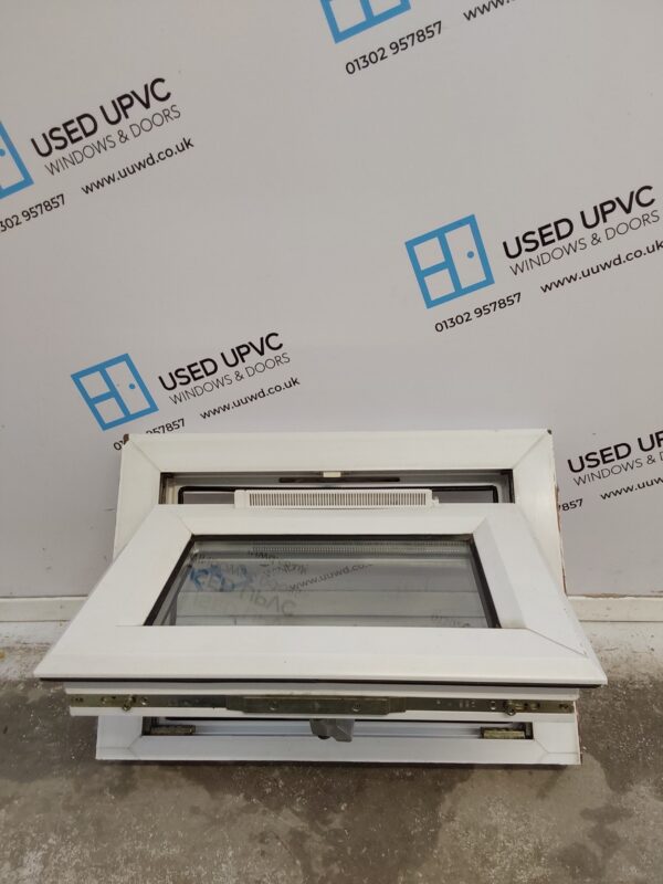 Used White Upvc Window 585mm x 415mm W0419 - Image 3