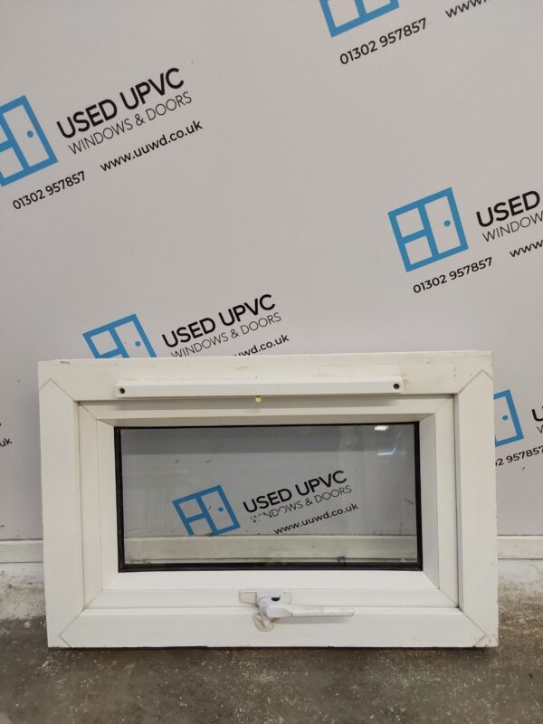 Used White Upvc Window 645mm x 420mm W0201 - Image 2