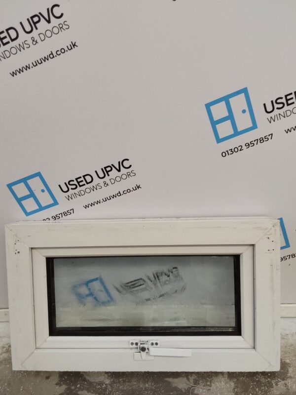 Used White Upvc Window 640mm x 355mm W0388 - Image 2