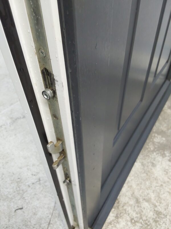 Used Anthracite Grey Upvc Front Door 1000mm x 2090mm (reduce to 985mm) C3D025 - Image 6