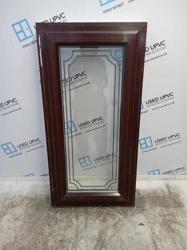 Used Woodgrain Upvc window 590mm x 1160mm W0280