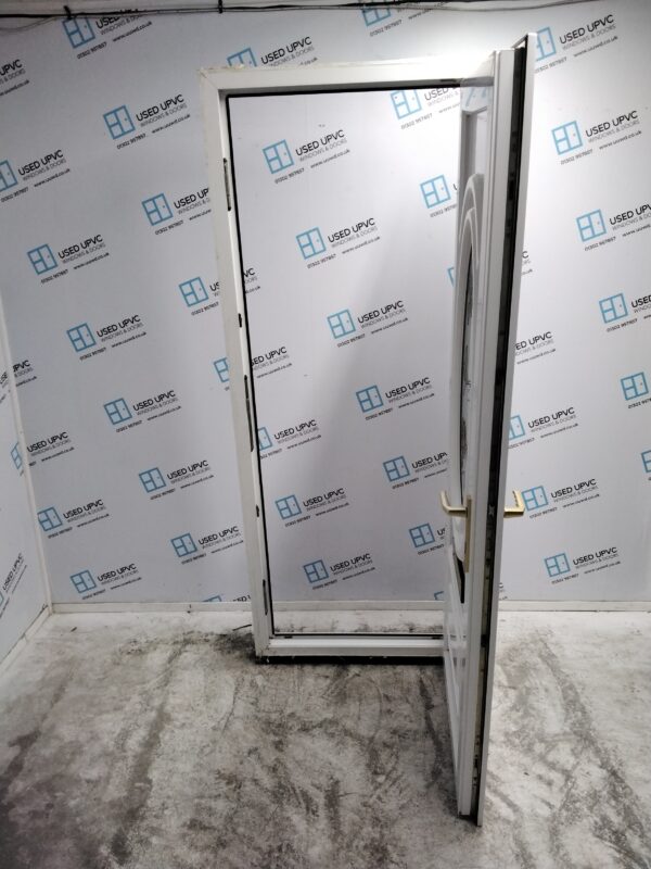 Used White Upvc Front Door 850mm x 2095mm (Reduce To 820mm) 0018 - Image 3