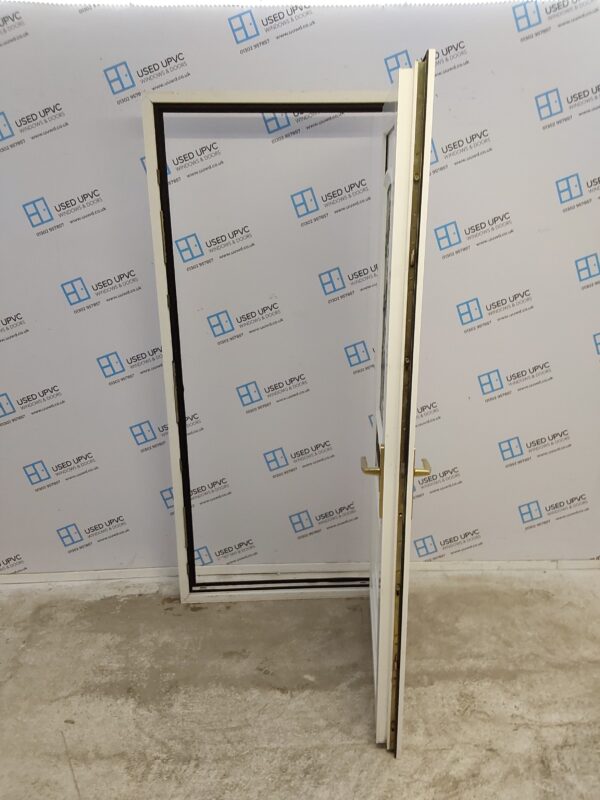 Used White Upvc Front Door 920mm x 2025mm 0334 - Image 3