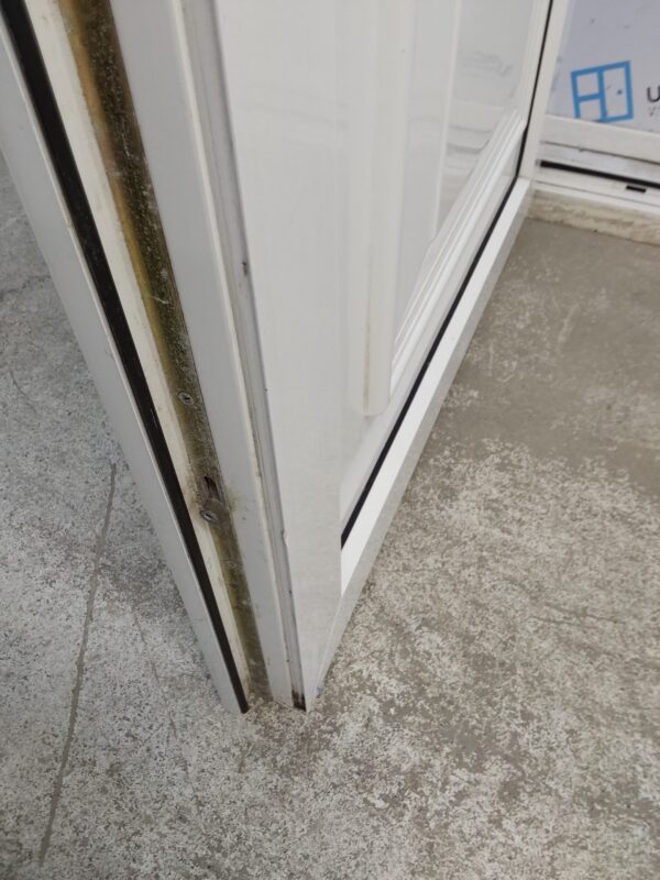 Used White Upvc Front Door 900mm x 2125mm 0080 - Image 6