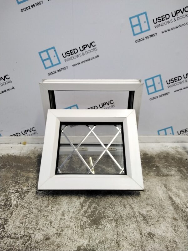 Used White Upvc window 475mm x 410mm C2160 - Image 3