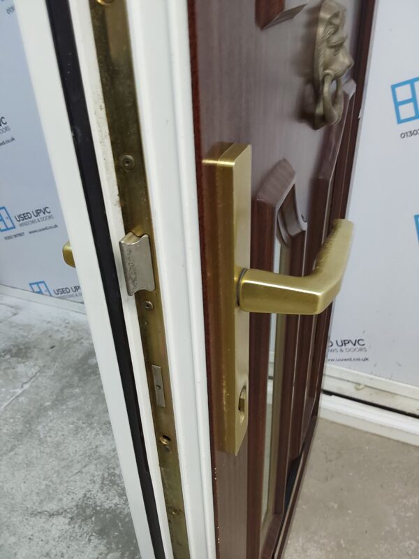Used Woodgrain Upvc Front Door 900mm x 2055mm (reduce to 880mm) 0089 - Image 8