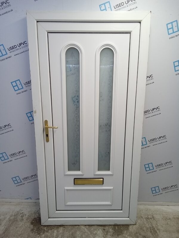 Used White Upvc Front Door 1000mm x 2040mm C6012