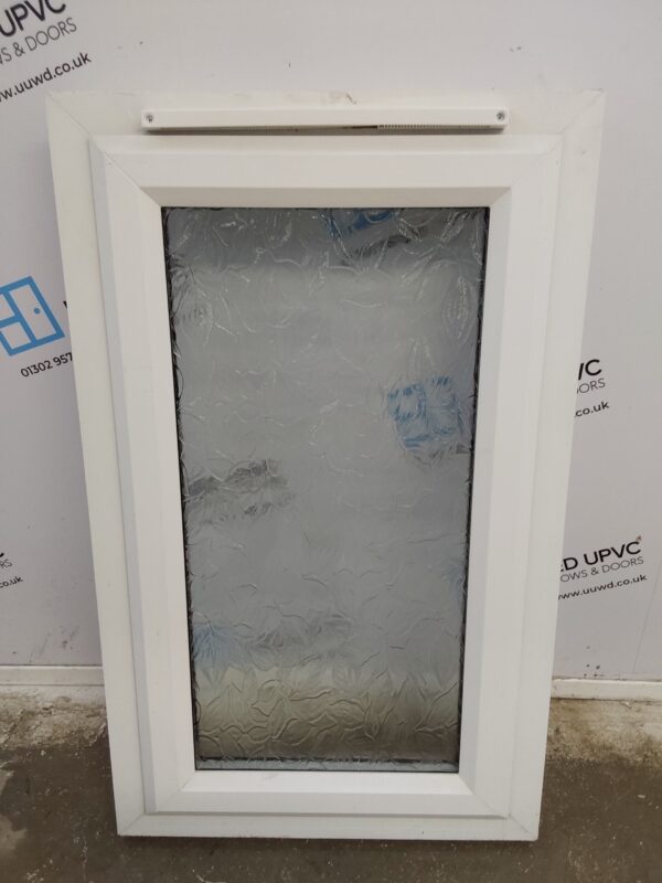 Used White Upvc Window 620mm x 1010mm W0484
