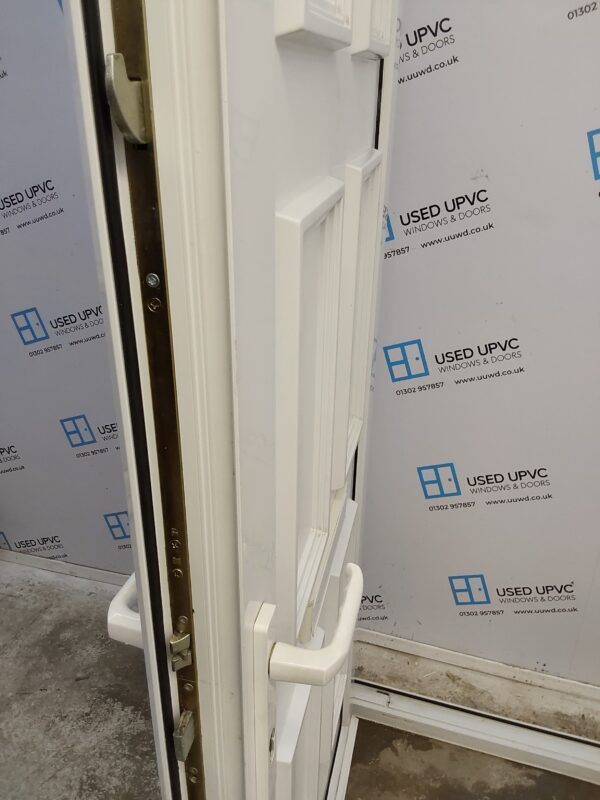Used White Upvc Front Door 920mm x 2060mm (reduce to 900mm) C10D61 - Image 5