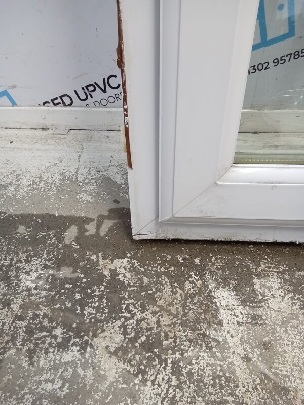 Used White Upvc Window 880mm x 1350mm C5028 - Image 5